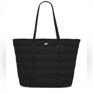Nike Sportswear RPM Tote (26L)